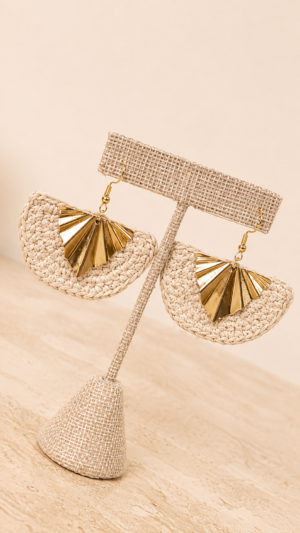 a14d4a28-676d-4a71-b2ea-940badd02b64 Gilded Shell Earrings